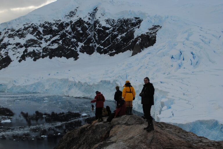 KIITEs Polar 10 Enjoying the view_Jamie Scherbeijn